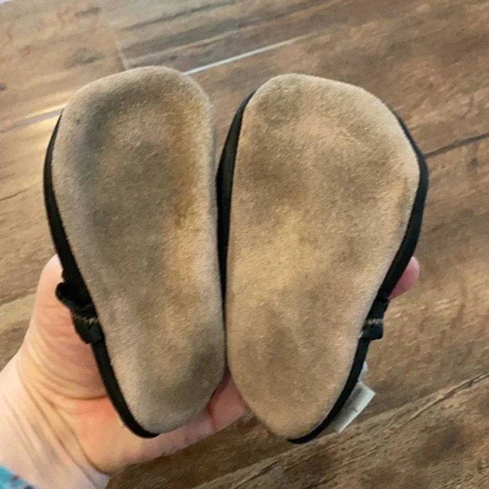Bobux Black Leather Soft Sole Mary Janes Crib Shoe